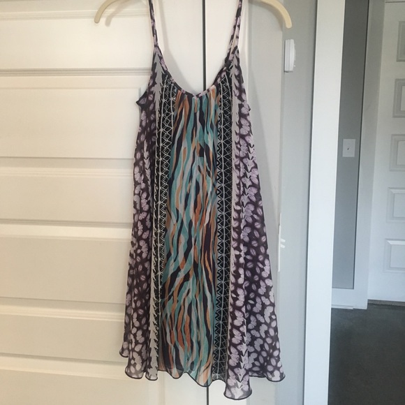 Flowy printed sundress // EXPRESS - Picture 3 of 6